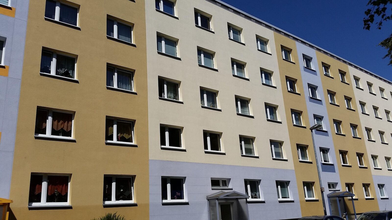 Bytový dům z leteckého pohledu
