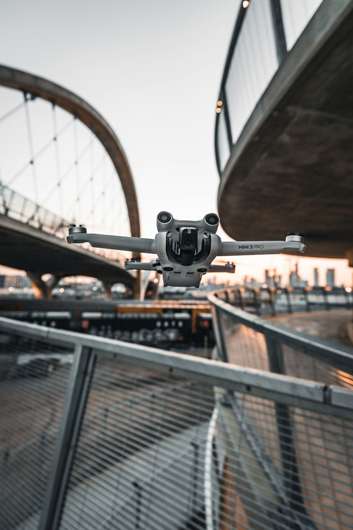 DJI Mini 3 Pro, kompaktní dron pro marketingové záběry